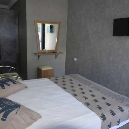 Ege Apart & Hotel Ayvalik Exterior photo